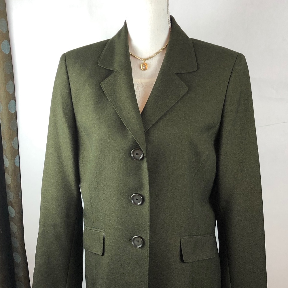 Jones Studio 3-Button Blazer Size 14